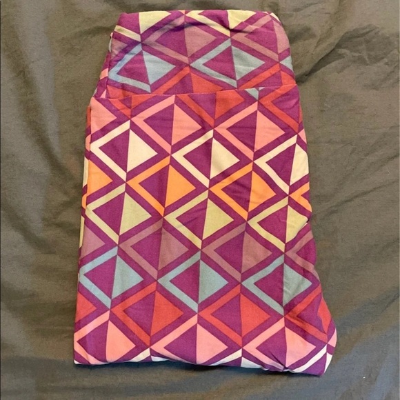 LulaRoe one size leggings - Picture 1 of 1